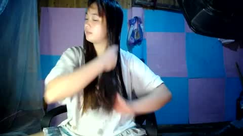 Snapshot of min_baby chatting on June 2026 02:32:02 PM min_baby online show from June 2026 02:32:02 PM