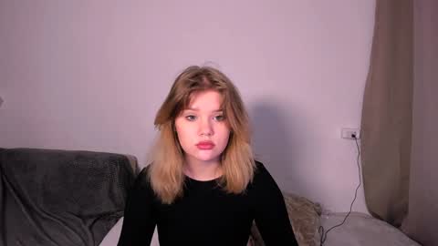 hi Im Mina  online show from December 2024 04:54:02 AM