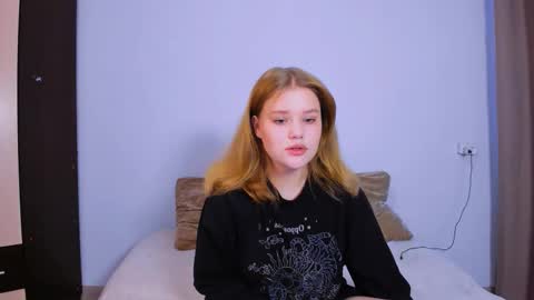 hi Im Mina  online show from October 2025 01:59:01 AM