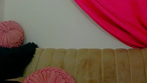 Snapshot of mina_hotty chatting on April 2026 10:12:02 PM mina_hotty online show from April 2026 10:12:02 PM