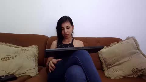 mina smith online show from September 2025 05:12:02 PM