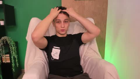 Snapshot of minato_kono chatting on January 2025 12:13:01 PM minato_kono online show from January 2025 12:13:01 PM