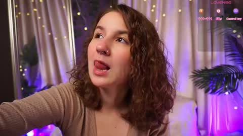 Snapshot of mind__game chatting on October 2025 05:49:02 AM Frances  Next streams Thu Fri Sat 8am -  4pm GMT3 online show from October 2025 05:49:02 AM