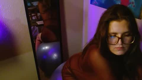 Mindy online show from February 2026 06:26:01 AM