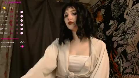 Snapshot of mine_doll chatting on June 2026 10:24:02 PM Anny online show from June 2026 10:24:02 PM