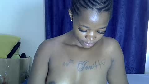 Snapshot of mini_charm chatting on June 2026 08:02:01 AM VERONICA MUTAMBI online show from June 2026 08:02:01 AM