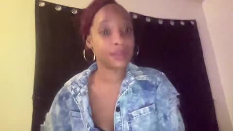 Snapshot of mini_luv chatting on July 2026 06:37:02 AM SLIPSLID online show from July 2026 06:37:02 AM