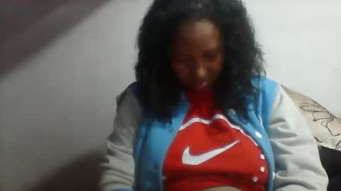 Minie4Tina online show from June 2026 08:00:02 AM