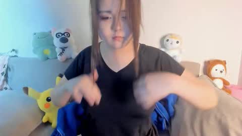 Minji online show from February 2026 01:06:02 PM