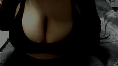 Snapshot of minka0 chatting on July 2026 07:51:02 PM minka0 online show from July 2026 07:51:02 PM