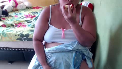 Snapshot of minnie_bbw69 chatting on March 2025 02:34:02 PM Andrea online show from March 2025 02:34:02 PM