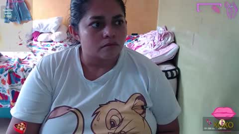 Andrea online show from October 2025 06:59:01 PM