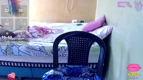 Andrea online show from October 2025 07:26:02 PM