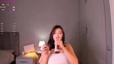 minnie_jin online show from February 2025 02:02:02 PM