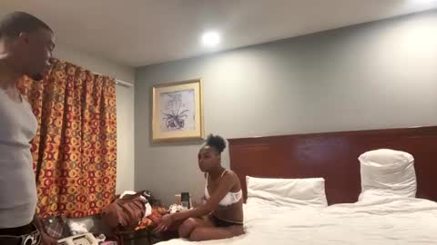 minniehunney online show from January 2025 11:21:02 AM