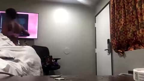 minniehunney online show from November 2025 11:20:02 AM