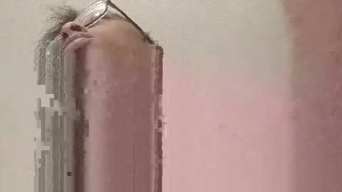 Snapshot of minniehunney chatting on April 2026 10:32:02 AM minniehunney online show from April 2026 10:32:02 AM