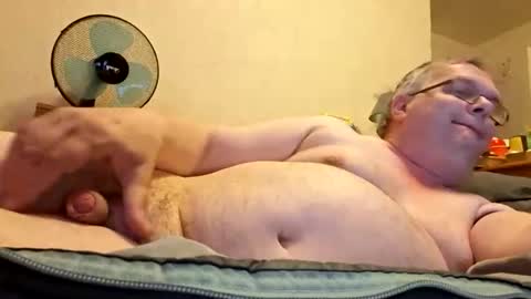 Snapshot of minos60200 chatting on April 2026 06:56:01 PM Stephano online show from April 2026 06:56:01 PM