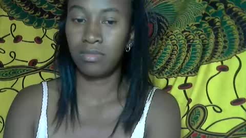 Snapshot of minouch211907 chatting on September 2025 01:46:02 PM minouch211907 online show from September 2025 01:46:02 PM