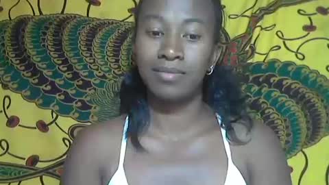 Snapshot of minouch211907 chatting on October 2025 01:10:01 PM minouch211907 online show from October 2025 01:10:01 PM