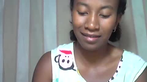 Snapshot of minouch211907 chatting on November 2025 10:54:01 PM minouch211907 online show from November 2025 10:54:01 PM