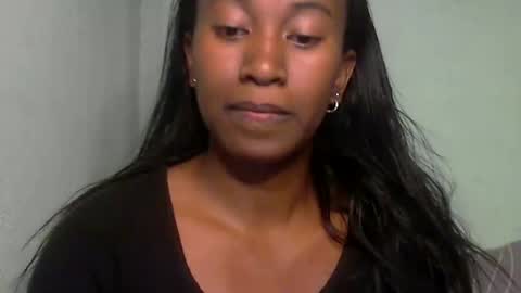 minouch211907 online show from May 2026 05:53:02 PM