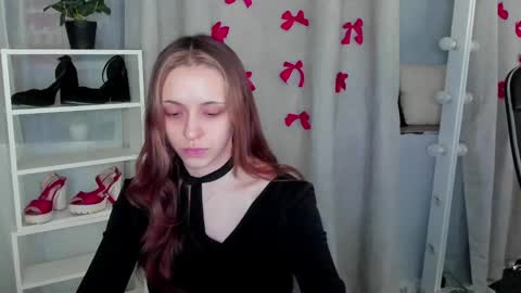 Snapshot of mipsymipson chatting on February 2025 10:04:01 AM NEXT STREAM NOVEMBER  27282930 online show from February 2025 10:04:01 AM