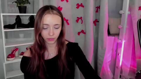 Snapshot of mipsymipson chatting on February 2025 01:20:01 PM NEXT STREAM NOVEMBER  27282930 online show from February 2025 01:20:01 PM