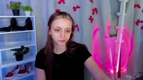 Snapshot of mipsymipson chatting on March 2025 10:22:02 AM NEXT STREAM NOVEMBER  27282930 online show from March 2025 10:22:02 AM