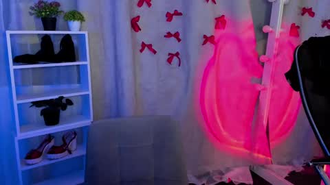 Snapshot of mipsymipson chatting on March 2025 04:11:02 PM NEXT STREAM NOVEMBER  27282930 online show from March 2025 04:11:02 PM