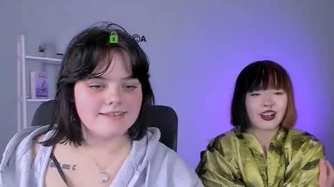 Snapshot of mira_cool_ chatting on February 2026 08:01:02 PM Darling Mira online show from February 2026 08:01:02 PM