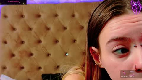 mira_lynxx online show from November 2025 05:19:02 AM