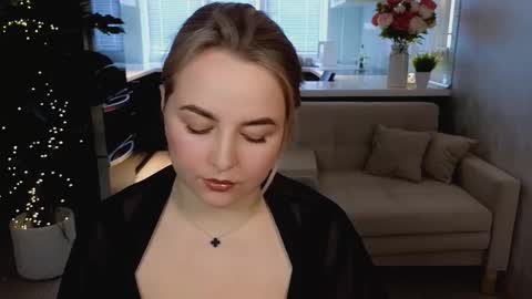 Snapshot of mira_mermayd chatting on March 2026 02:50:02 AM Mira online show from March 2026 02:50:02 AM