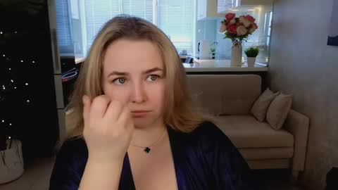 Snapshot of mira_mermayd chatting on March 2026 02:11:02 AM Mira online show from March 2026 02:11:02 AM