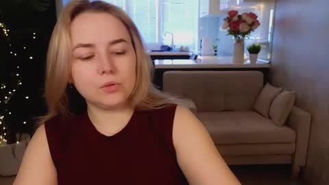 Snapshot of mira_mermayd chatting on March 2026 01:39:02 AM Mira online show from March 2026 01:39:02 AM