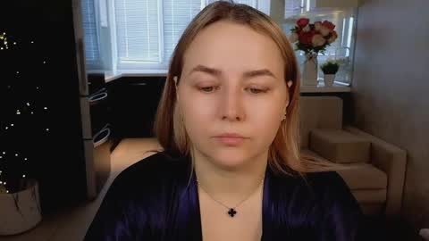 Snapshot of mira_mermayd chatting on April 2026 08:36:02 AM Mira online show from April 2026 08:36:02 AM