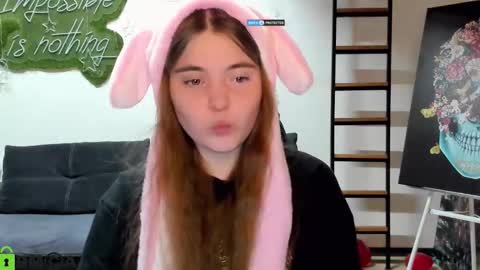 Snapshot of miraa_bloom chatting on March 2026 03:39:02 PM miraa_bloom online show from March 2026 03:39:02 PM