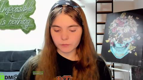 Snapshot of miraa_bloom chatting on April 2026 02:06:01 PM miraa_bloom online show from April 2026 02:06:01 PM