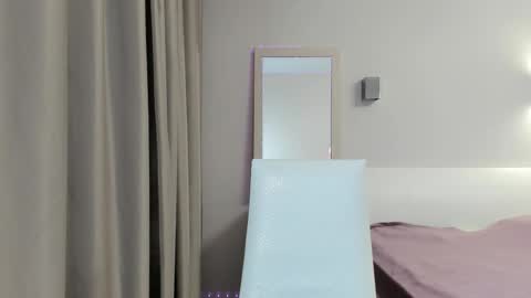 Mira online show from November 2025 08:18:02 PM