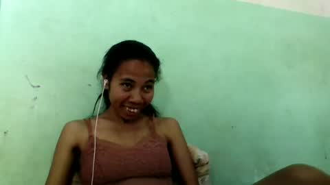 Snapshot of mirah881 chatting on September 2025 06:37:02 AM mirah881 online show from September 2025 06:37:02 AM