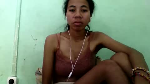 Snapshot of mirah881 chatting on September 2025 07:10:01 AM mirah881 online show from September 2025 07:10:01 AM