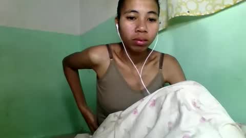 Snapshot of mirah881 chatting on September 2025 05:02:02 AM mirah881 online show from September 2025 05:02:02 AM