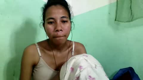 Snapshot of mirah881 chatting on October 2025 05:54:01 PM mirah881 online show from October 2025 05:54:01 PM