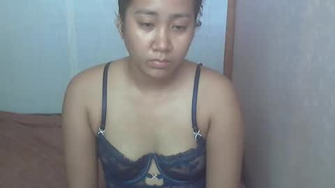 Snapshot of mirana_xxx chatting on April 2026 05:05:01 AM Im Ping online show from April 2026 05:05:01 AM