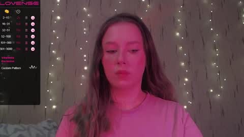 Snapshot of miranadevl chatting on December 2024 10:05:02 AM Kira online show from December 2024 10:05:02 AM