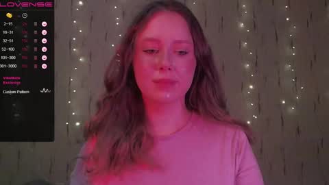 Snapshot of miranadevl chatting on December 2024 04:14:01 PM Kira online show from December 2024 04:14:01 PM