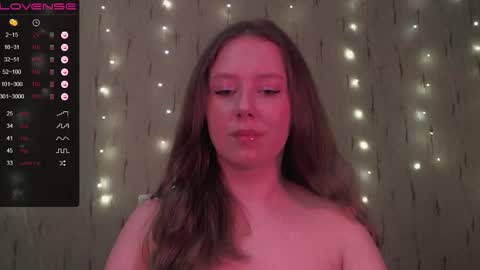 Snapshot of miranadevl chatting on December 2024 01:07:02 PM Kira online show from December 2024 01:07:02 PM