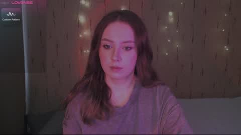 Snapshot of miranadevl chatting on February 2025 12:46:02 PM Kira online show from February 2025 12:46:02 PM