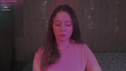 Snapshot of miranadevl chatting on February 2025 07:53:01 PM Kira online show from February 2025 07:53:01 PM