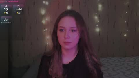 Snapshot of miranadevl chatting on March 2025 04:53:01 PM Kira online show from March 2025 04:53:01 PM